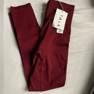 TALA Zinnia Legging in Burgundy. Size XS.